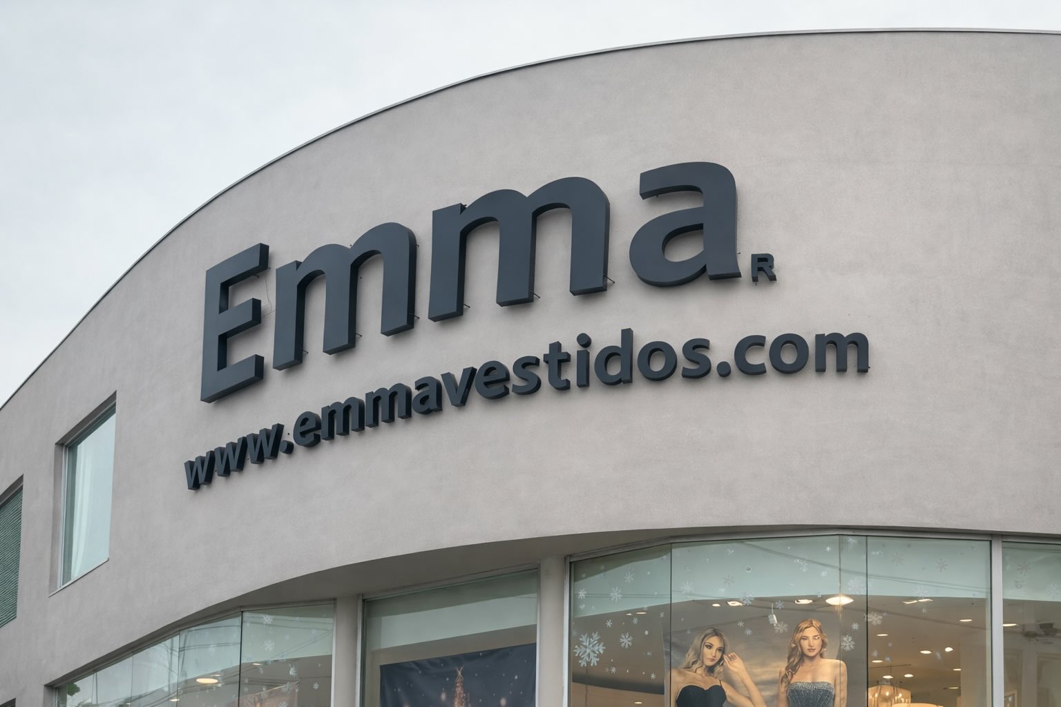 Fachadas con anuncios luminosos